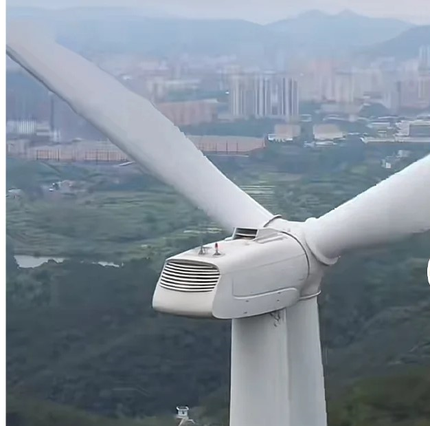 More efficient, more reliable and lower cost intelligent energy equipment wind turbine 330KW 550KW 1MW 2.5MW 6MW horizontal axis electronic controlled wind turbine